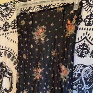 women's Alumina Floral Skirt- 90s style